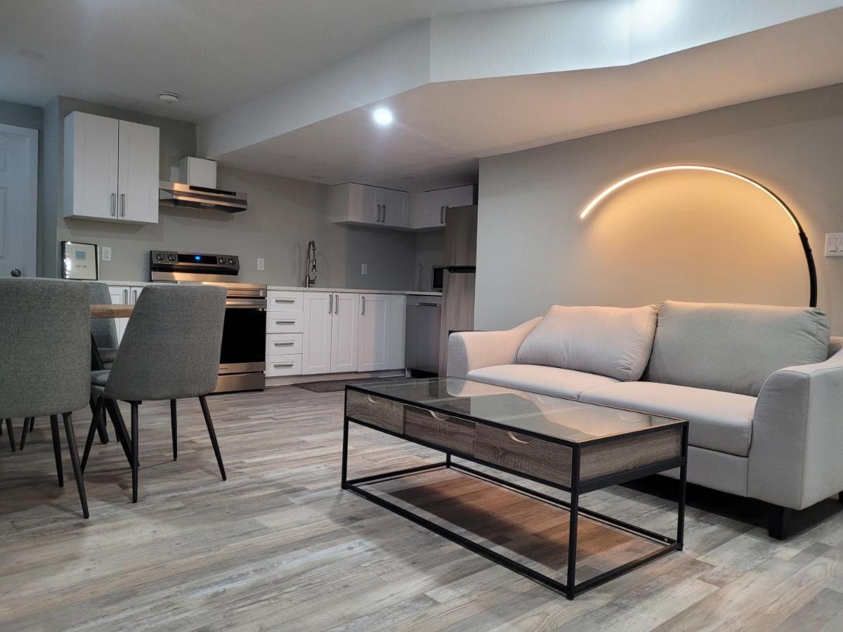 Boardwalk Homes - Executive Guest Rooms & Townhomes Kitchener Dış mekan fotoğraf