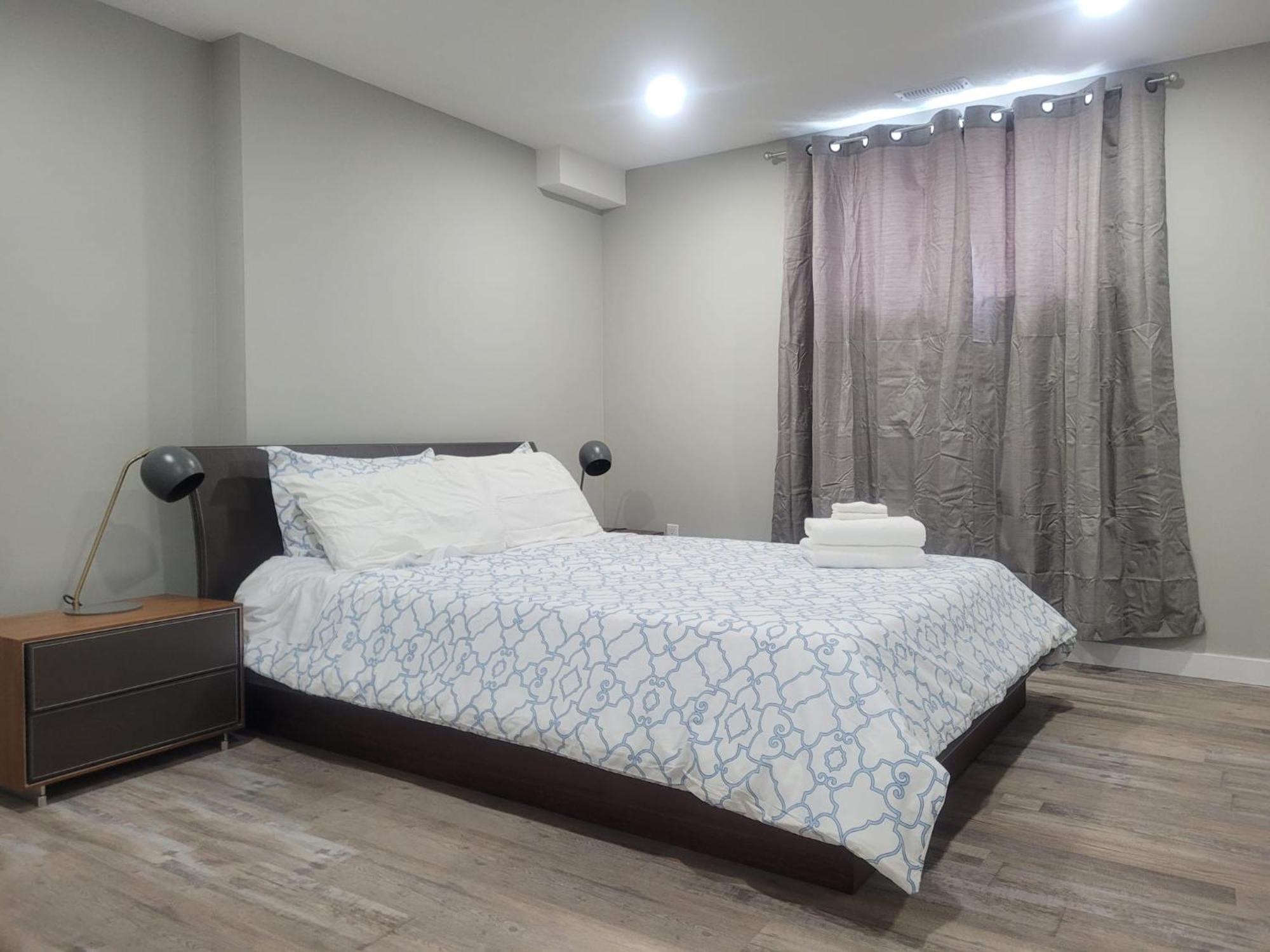 Boardwalk Homes - Executive Guest Rooms & Townhomes Kitchener Dış mekan fotoğraf