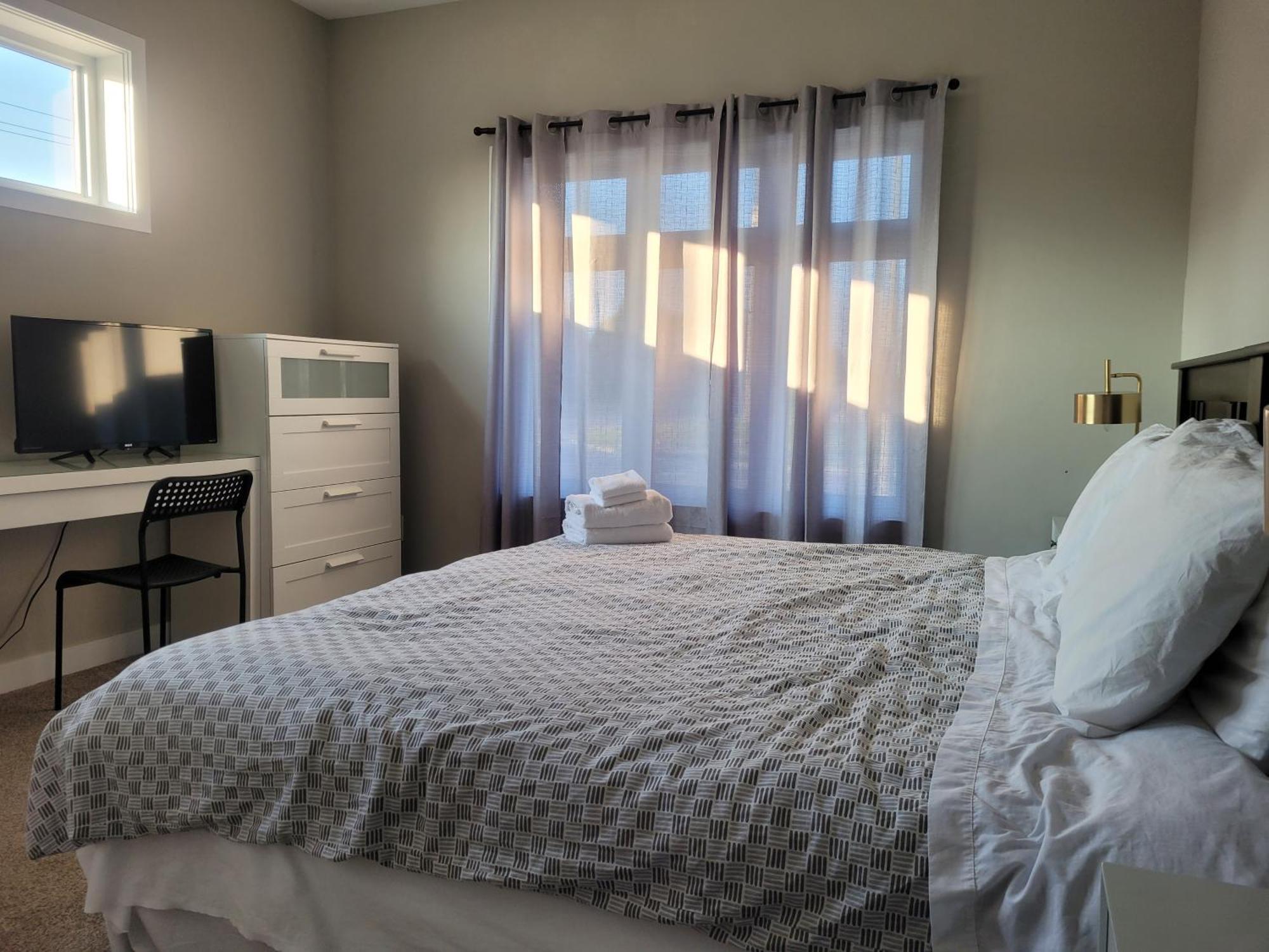 Boardwalk Homes - Executive Guest Rooms & Townhomes Kitchener Dış mekan fotoğraf
